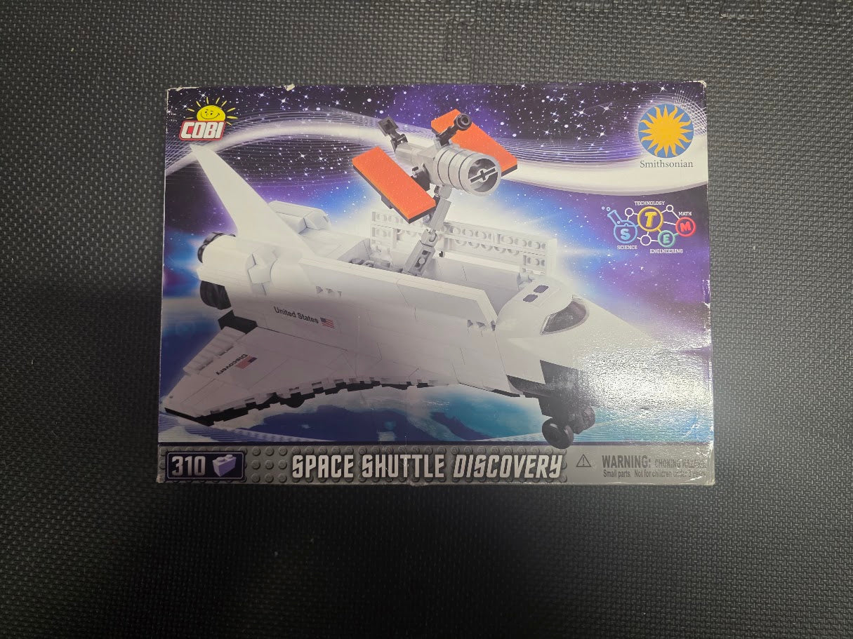 COBI Space Shuttle Discovery 21076 310pcs Smithsonian Building Set
