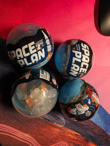 Building Blocks Space Plan- 4 Surprise Mini Builds