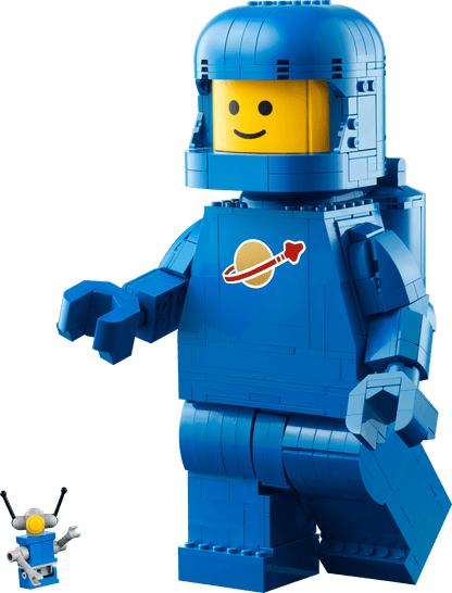 LEGO® Up-Scaled Blue Astronaut Minifigure building set (40921)