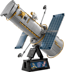 LEGO® Icons Hubble Space Telescope (11382)