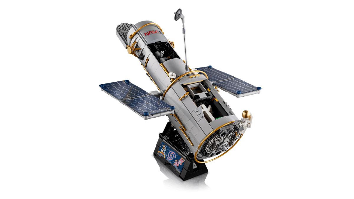 LEGO® Icons Hubble Space Telescope (11382)